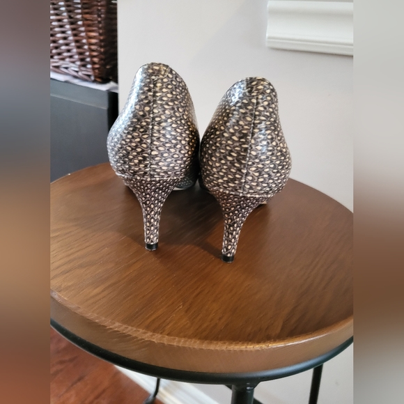 Nine West Heels, Size 6.5, "Reptile" Brown/Cream - MARGOT - Picture 3 of 5